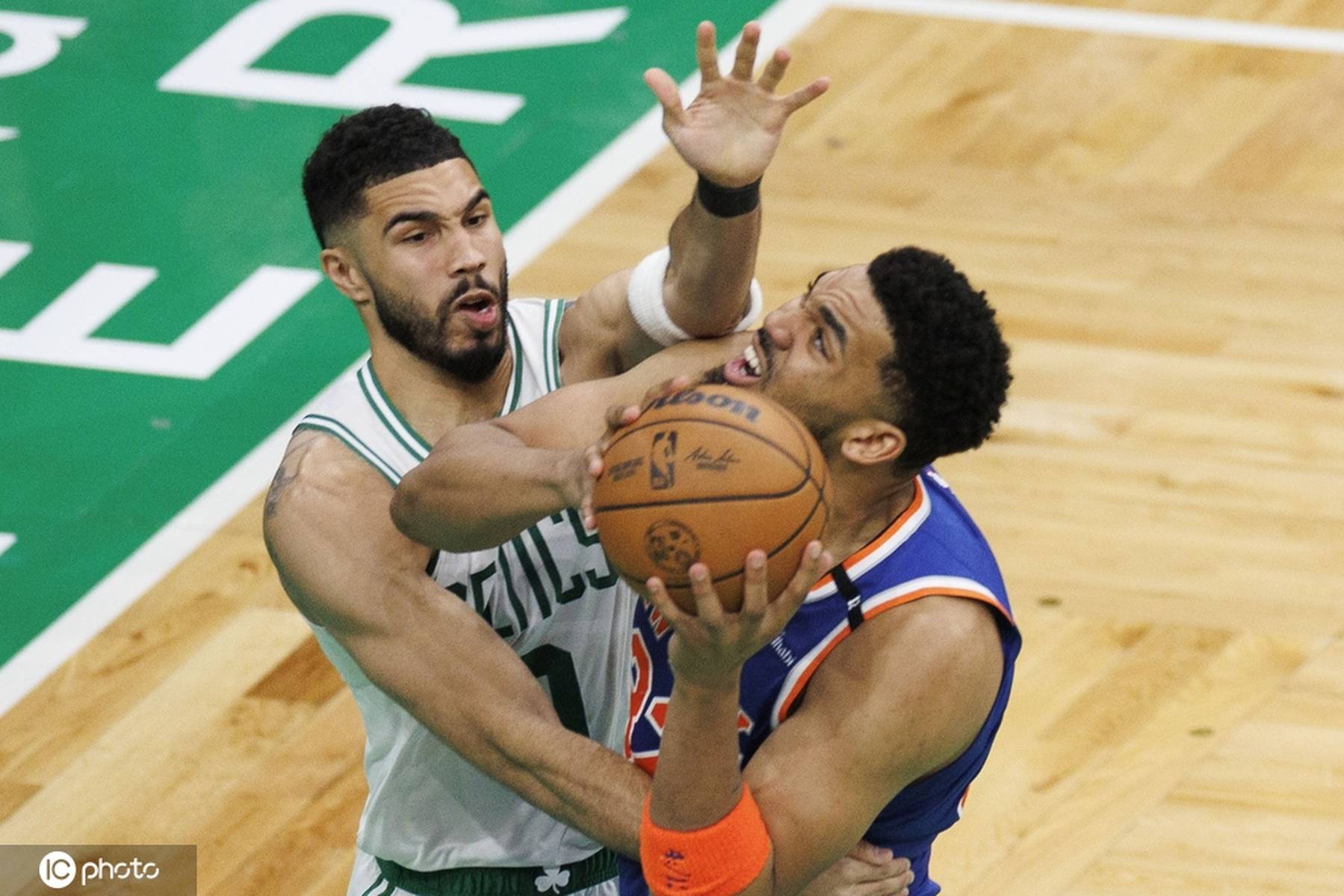 凯尔特人惊艳全场，公牛助攻爆棚，塔图姆逆转取胜！