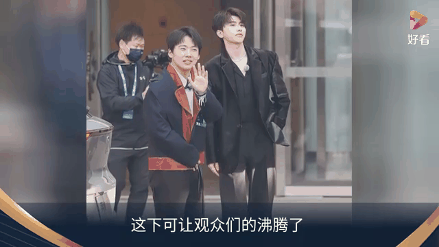  Scout回归赛场，大胜首场状态亮眼，巴黎圣日耳曼观众沸腾！